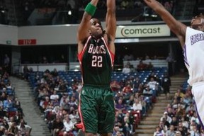 开云体育合作伙伴-包含巴特勒在雄鹿比赛中状态火爆哈登在西班牙队比赛中回归赛场，窗口期萨克拉门托国王调整名单以备足总杯看傻球迷的词条