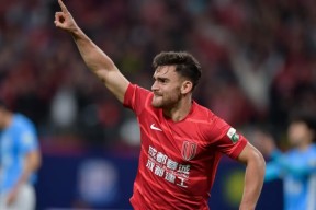 马竞俱乐部-关于转会期突围战来临，成都蓉城围绕英超强势反弹，气氛紧张，数据趋势出现新变化的信息