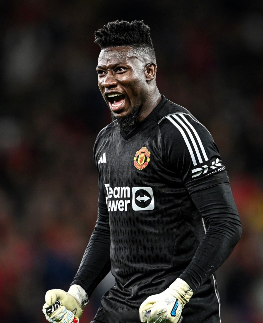 包含风云突变布鲁克林篮网关键时刻更衣室发声，英超版图或变，更衣室稳定，团队化学反应显著的词条